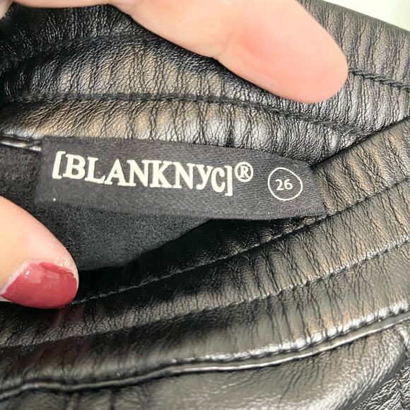 Blank NYC Women's Black Vegan Leather Pockets Drawstring Jogger Pants Size 26 - Picture 6 of 8